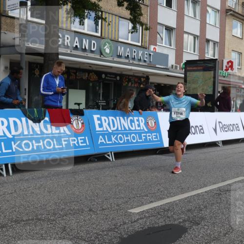 15.09.2024 - PSD Bank Halbmarathon Michael Strokosch http://msf.ph/oto/7079903 15.09.2024 12:24:18 Ziel 988, 1765, 1997, 2081, 2527, 3008, 3218, 3256, 3339, 3371, 3543 meine-sportfotos.de