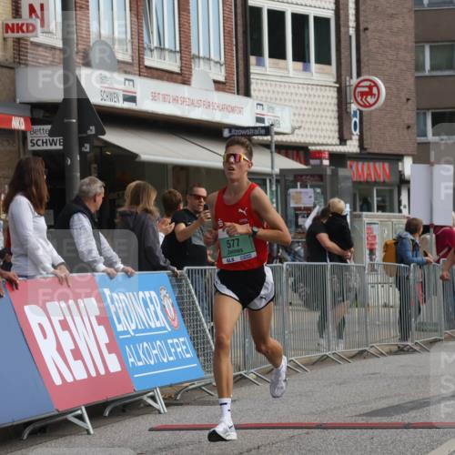 15.09.2024 - PSD Bank Halbmarathon Michael Strokosch http://msf.ph/oto/7079921 15.09.2024 11:15:15 Ziel 500, 533, 573, 577, 587, 602, 855, 2465 meine-sportfotos.de