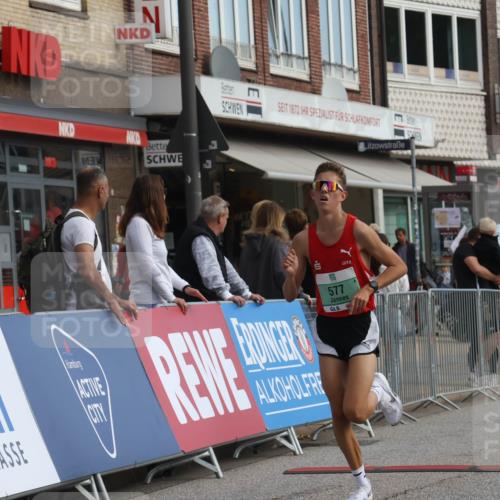 15.09.2024 - PSD Bank Halbmarathon Michael Strokosch http://msf.ph/oto/7079925 15.09.2024 11:15:15 Ziel 500, 533, 573, 577, 587, 602, 855, 2465 meine-sportfotos.de