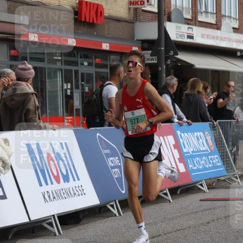 15.09.2024 - PSD Bank Halbmarathon Michael Strokosch http://msf.ph/oto/7079936 15.09.2024 11:15:16 Ziel 500, 533, 573, 577, 587, 602, 855, 2465 meine-sportfotos.de