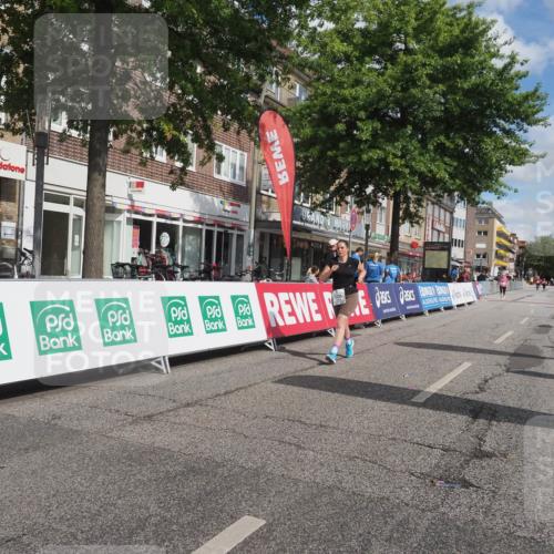 15.09.2024 - PSD Bank Halbmarathon Miley Keyser http://msf.ph/oto/7079987 15.09.2024 12:46:33 Ziel 1784, 3241, 3421 meine-sportfotos.de