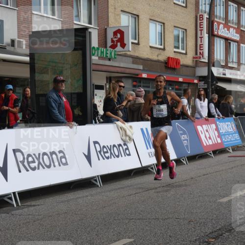 15.09.2024 - PSD Bank Halbmarathon Michael Strokosch http://msf.ph/oto/7080012 15.09.2024 11:15:22 Ziel 533, 572, 573, 577, 587, 602, 846, 855, 2465 meine-sportfotos.de