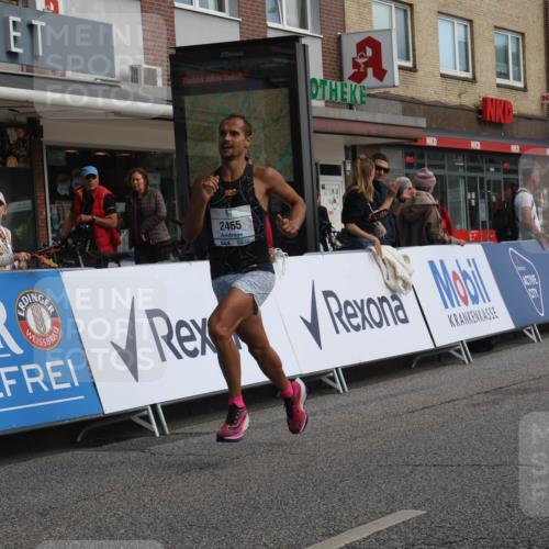 15.09.2024 - PSD Bank Halbmarathon Michael Strokosch http://msf.ph/oto/7080025 15.09.2024 11:15:23 Ziel 405, 533, 572, 573, 577, 587, 602, 846, 855, 2465 meine-sportfotos.de