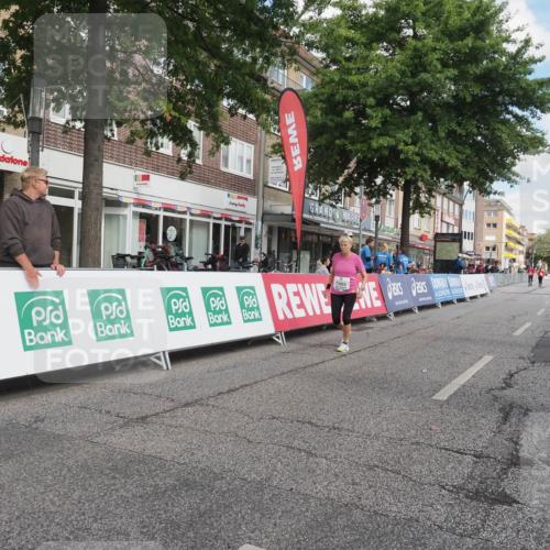 15.09.2024 - PSD Bank Halbmarathon Miley Keyser http://msf.ph/oto/7080028 15.09.2024 12:46:45 Ziel 1784, 3241, 3455 meine-sportfotos.de