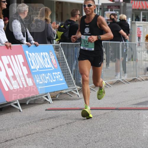 15.09.2024 - PSD Bank Halbmarathon Michael Strokosch http://msf.ph/oto/7080056 15.09.2024 11:15:28 Ziel 405, 533, 572, 573, 576, 577, 602, 846, 855, 2465 meine-sportfotos.de