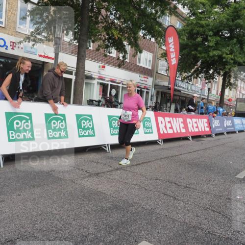 15.09.2024 - PSD Bank Halbmarathon Miley Keyser http://msf.ph/oto/7080057 15.09.2024 12:46:46 Ziel 1784, 3241, 3455 meine-sportfotos.de