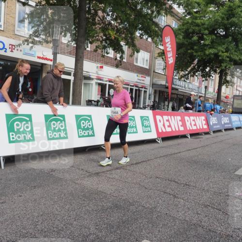 15.09.2024 - PSD Bank Halbmarathon Miley Keyser http://msf.ph/oto/7080062 15.09.2024 12:46:46 Ziel 1784, 3241, 3455 meine-sportfotos.de
