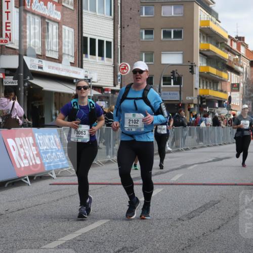 15.09.2024 - PSD Bank Halbmarathon Michael Strokosch http://msf.ph/oto/7080064 15.09.2024 12:24:32 Ziel 988, 2081, 2102, 2272, 3063, 3218, 3240, 3339, 3469 meine-sportfotos.de