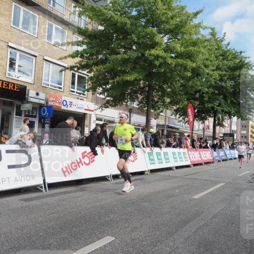 15.09.2024 - PSD Bank Halbmarathon Miley Keyser http://msf.ph/oto/7080065 15.09.2024 11:38:33 Ziel 764, 828, 903, 935, 989, 1094, 1142, 1170, 1175, 1189, 1371, 1461, 2485, 2660 meine-sportfotos.de
