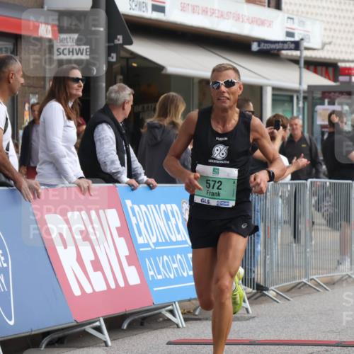 15.09.2024 - PSD Bank Halbmarathon Michael Strokosch http://msf.ph/oto/7080066 15.09.2024 11:15:28 Ziel 405, 533, 572, 573, 576, 577, 602, 846, 855, 2465 meine-sportfotos.de