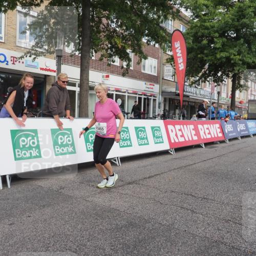 15.09.2024 - PSD Bank Halbmarathon Miley Keyser http://msf.ph/oto/7080071 15.09.2024 12:46:46 Ziel 1784, 3241, 3455 meine-sportfotos.de