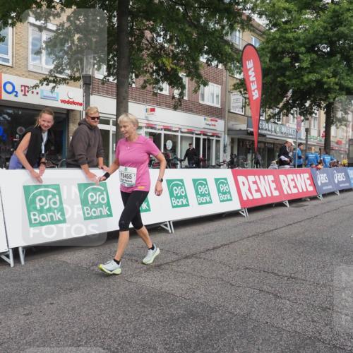 15.09.2024 - PSD Bank Halbmarathon Miley Keyser http://msf.ph/oto/7080076 15.09.2024 12:46:47 Ziel 1784, 3241, 3455 meine-sportfotos.de