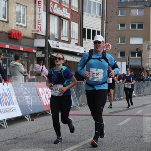 15.09.2024 - PSD Bank Halbmarathon Michael Strokosch http://msf.ph/oto/7080077 15.09.2024 12:24:32 Ziel 988, 2081, 2102, 2272, 3063, 3218, 3240, 3339, 3469 meine-sportfotos.de