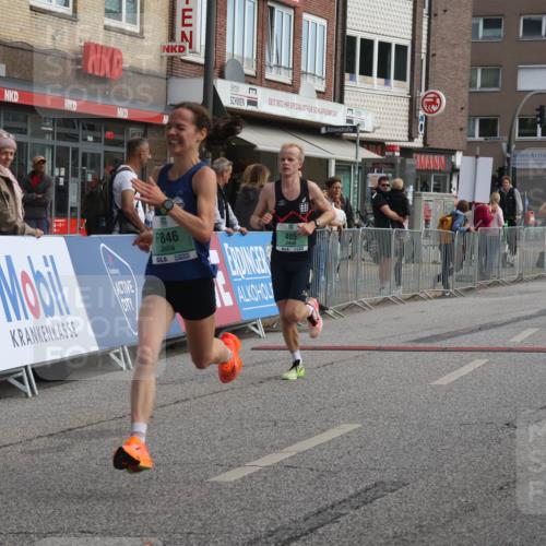 15.09.2024 - PSD Bank Halbmarathon Michael Strokosch http://msf.ph/oto/7080089 15.09.2024 11:15:30 Ziel 405, 533, 572, 573, 576, 602, 846, 855, 2465 meine-sportfotos.de