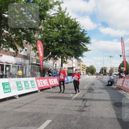 15.09.2024 - PSD Bank Halbmarathon Miley Keyser http://msf.ph/oto/7080090 15.09.2024 12:47:06 Ziel 2389, 3431 meine-sportfotos.de