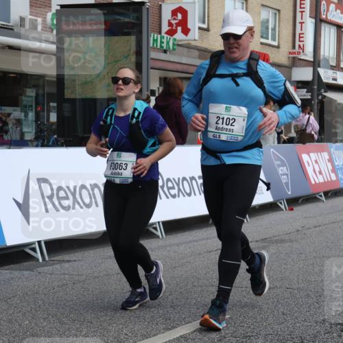 15.09.2024 - PSD Bank Halbmarathon Michael Strokosch http://msf.ph/oto/7080106 15.09.2024 12:24:33 Ziel 988, 2081, 2102, 2272, 3063, 3218, 3240, 3339, 3469 meine-sportfotos.de