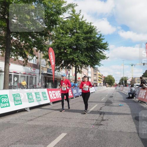 15.09.2024 - PSD Bank Halbmarathon Miley Keyser http://msf.ph/oto/7080107 15.09.2024 12:47:06 Ziel 2389, 3431 meine-sportfotos.de