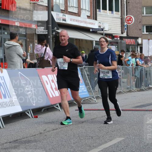 15.09.2024 - PSD Bank Halbmarathon Michael Strokosch http://msf.ph/oto/7080128 15.09.2024 12:24:36 Ziel 2102, 2272, 3063, 3218, 3240, 3469 meine-sportfotos.de