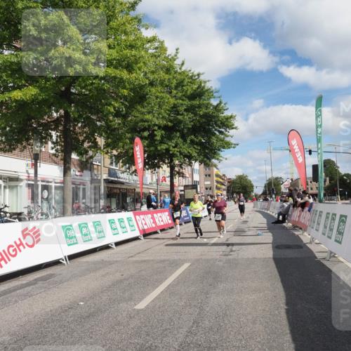 15.09.2024 - PSD Bank Halbmarathon Miley Keyser http://msf.ph/oto/7080146 15.09.2024 12:47:41 Ziel 3395, 3459, 3460, 3461 meine-sportfotos.de