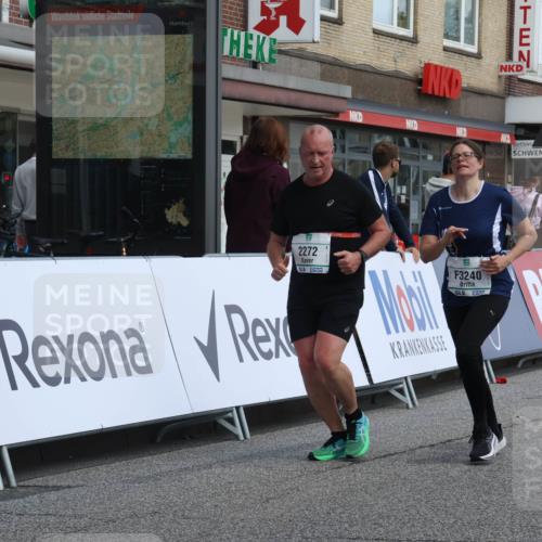 15.09.2024 - PSD Bank Halbmarathon Michael Strokosch http://msf.ph/oto/7080161 15.09.2024 12:24:37 Ziel 2102, 2272, 3063, 3218, 3240, 3469 meine-sportfotos.de