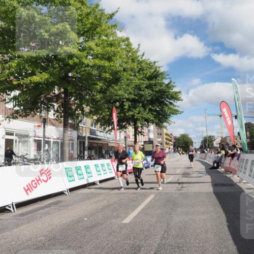 15.09.2024 - PSD Bank Halbmarathon Miley Keyser http://msf.ph/oto/7080183 15.09.2024 12:47:43 Ziel 3331, 3395, 3459, 3460, 3461 meine-sportfotos.de