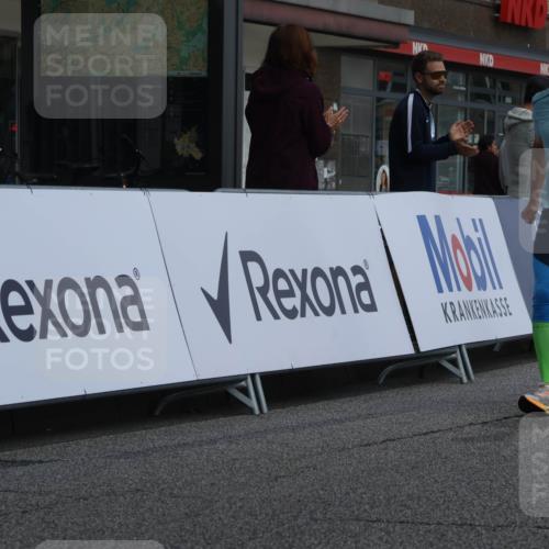 15.09.2024 - PSD Bank Halbmarathon Michael Strokosch http://msf.ph/oto/7080228 15.09.2024 12:24:49 Ziel 793, 1409, 2336, 3101 meine-sportfotos.de