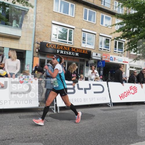 15.09.2024 - PSD Bank Halbmarathon Miley Keyser http://msf.ph/oto/7080262 15.09.2024 11:38:46 Ziel 828, 935, 1142, 1174, 1189, 1222, 1348, 1371, 1384, 2485, 2623, 2660, 2724 meine-sportfotos.de