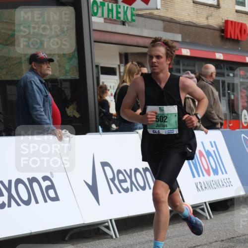 15.09.2024 - PSD Bank Halbmarathon Michael Strokosch http://msf.ph/oto/7080269 15.09.2024 11:15:54 Ziel 502, 532, 535, 542, 1086 meine-sportfotos.de