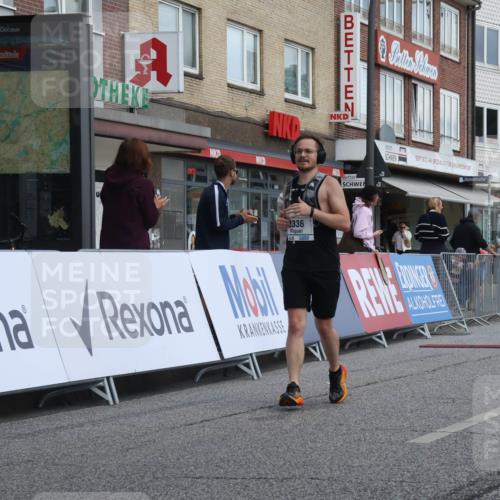 15.09.2024 - PSD Bank Halbmarathon Michael Strokosch http://msf.ph/oto/7080276 15.09.2024 12:24:52 Ziel 793, 1409, 2336, 2771, 3101 meine-sportfotos.de