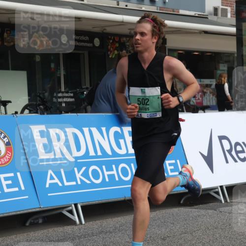 15.09.2024 - PSD Bank Halbmarathon Michael Strokosch http://msf.ph/oto/7080282 15.09.2024 11:15:55 Ziel 502, 532, 535, 542, 1086 meine-sportfotos.de