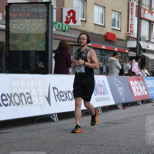 15.09.2024 - PSD Bank Halbmarathon Michael Strokosch http://msf.ph/oto/7080296 15.09.2024 12:24:53 Ziel 793, 1409, 2336, 2771, 3101 meine-sportfotos.de