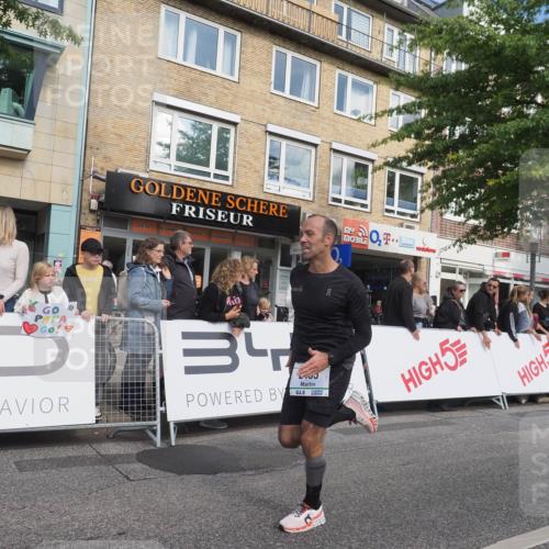 15.09.2024 - PSD Bank Halbmarathon Miley Keyser http://msf.ph/oto/7080305 15.09.2024 11:38:47 Ziel 828, 935, 1142, 1174, 1189, 1222, 1348, 1384, 2485, 2623, 2724 meine-sportfotos.de