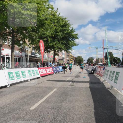 15.09.2024 - PSD Bank Halbmarathon Miley Keyser http://msf.ph/oto/7080312 15.09.2024 12:49:40 Ziel 1962, 2235, 2529, 3113 meine-sportfotos.de