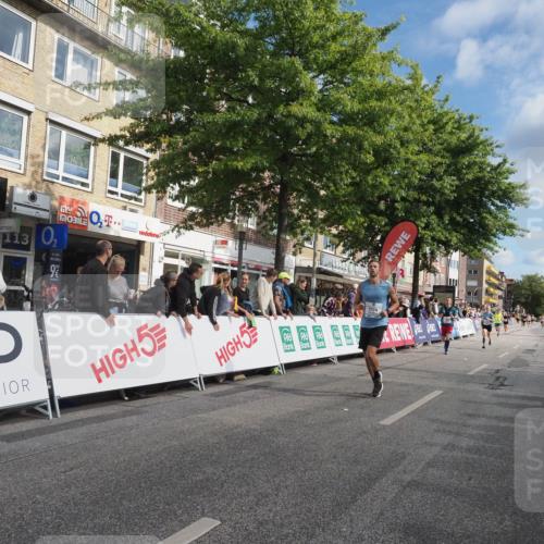 15.09.2024 - PSD Bank Halbmarathon Miley Keyser http://msf.ph/oto/7080314 15.09.2024 11:38:50 Ziel 935, 1174, 1222, 1249, 1348, 1384, 2485, 2623, 2724 meine-sportfotos.de
