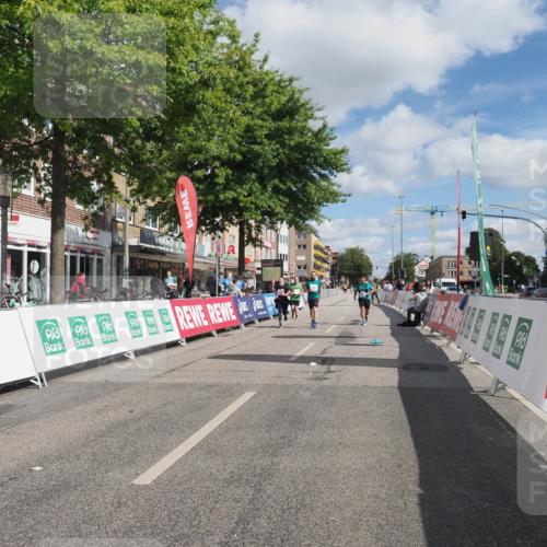 15.09.2024 - PSD Bank Halbmarathon Miley Keyser http://msf.ph/oto/7080317 15.09.2024 12:49:40 Ziel 1962, 2235, 2529, 3113 meine-sportfotos.de