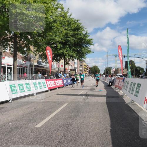 15.09.2024 - PSD Bank Halbmarathon Miley Keyser http://msf.ph/oto/7080333 15.09.2024 12:49:41 Ziel 1962, 2235, 2529, 3113 meine-sportfotos.de