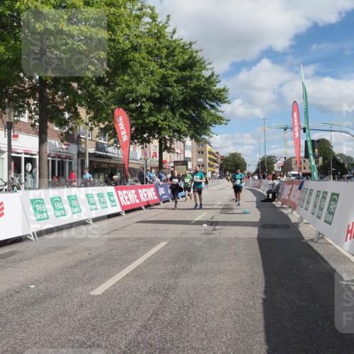 15.09.2024 - PSD Bank Halbmarathon Miley Keyser http://msf.ph/oto/7080342 15.09.2024 12:49:41 Ziel 1962, 2235, 2529, 3113 meine-sportfotos.de