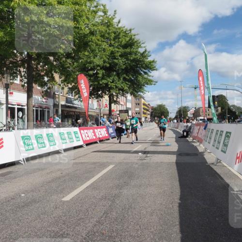 15.09.2024 - PSD Bank Halbmarathon Miley Keyser http://msf.ph/oto/7080346 15.09.2024 12:49:41 Ziel 1962, 2235, 2529, 3113 meine-sportfotos.de