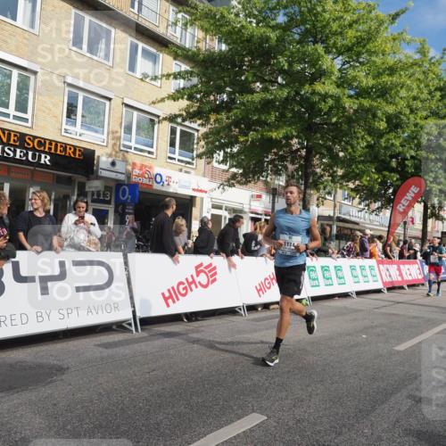 15.09.2024 - PSD Bank Halbmarathon Miley Keyser http://msf.ph/oto/7080348 15.09.2024 11:38:51 Ziel 935, 1174, 1222, 1249, 1348, 1384, 2445, 2485, 2623, 2724 meine-sportfotos.de