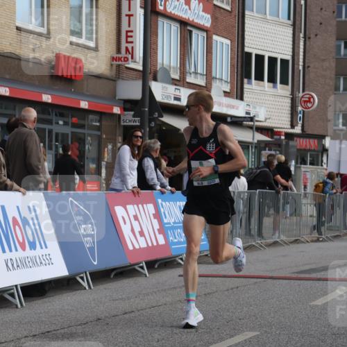 15.09.2024 - PSD Bank Halbmarathon Michael Strokosch http://msf.ph/oto/7080360 15.09.2024 11:16:04 Ziel 410, 497, 502, 542 meine-sportfotos.de