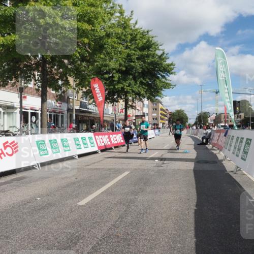 15.09.2024 - PSD Bank Halbmarathon Miley Keyser http://msf.ph/oto/7080361 15.09.2024 12:49:42 Ziel 1962, 2235, 2529, 3113 meine-sportfotos.de