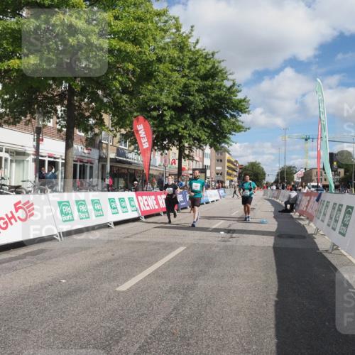 15.09.2024 - PSD Bank Halbmarathon Miley Keyser http://msf.ph/oto/7080365 15.09.2024 12:49:42 Ziel 1962, 2235, 2529, 3113 meine-sportfotos.de