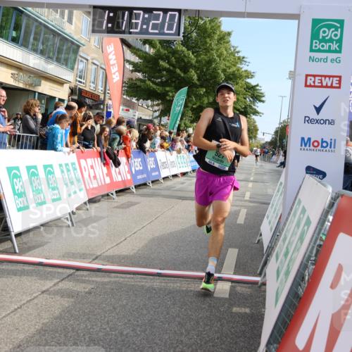 15.09.2024 - PSD Bank Halbmarathon Strokosch-Dieckow http://msf.ph/oto/7080386 15.09.2024 11:14:11 Ziel 492, 527, 538, 549, 609, 612 meine-sportfotos.de