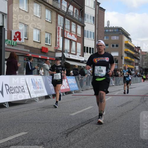 15.09.2024 - PSD Bank Halbmarathon Michael Strokosch http://msf.ph/oto/7080389 15.09.2024 12:25:00 Ziel 793, 1409, 2255, 2336, 2771, 3101, 3298 meine-sportfotos.de