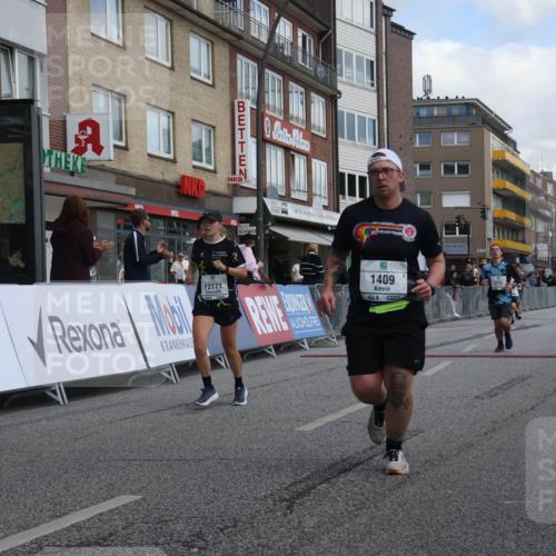 15.09.2024 - PSD Bank Halbmarathon Michael Strokosch http://msf.ph/oto/7080393 15.09.2024 12:25:00 Ziel 793, 1409, 2255, 2336, 2771, 3101, 3298 meine-sportfotos.de