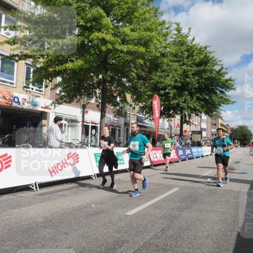 15.09.2024 - PSD Bank Halbmarathon Miley Keyser http://msf.ph/oto/7080409 15.09.2024 12:49:44 Ziel 1962, 2235, 2529, 3113 meine-sportfotos.de