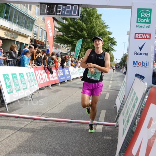 15.09.2024 - PSD Bank Halbmarathon Strokosch-Dieckow http://msf.ph/oto/7080438 15.09.2024 11:14:11 Ziel 492, 527, 538, 549, 609, 612 meine-sportfotos.de