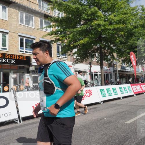 15.09.2024 - PSD Bank Halbmarathon Miley Keyser http://msf.ph/oto/7080440 15.09.2024 12:49:47 Ziel 1962, 2235, 2529, 3113 meine-sportfotos.de