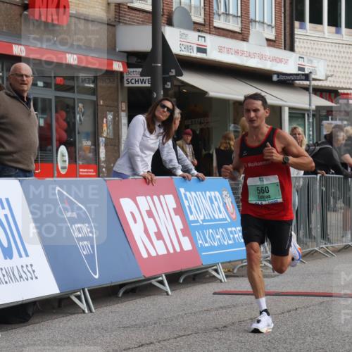 15.09.2024 - PSD Bank Halbmarathon Michael Strokosch http://msf.ph/oto/7080456 15.09.2024 11:16:13 Ziel 407, 410, 497, 560, 604, 632, 1013 meine-sportfotos.de