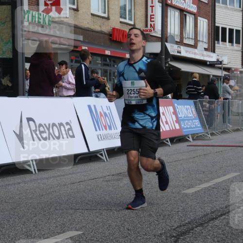 15.09.2024 - PSD Bank Halbmarathon Michael Strokosch http://msf.ph/oto/7080458 15.09.2024 12:25:04 Ziel 1409, 2239, 2255, 2267, 2771, 3101, 3298 meine-sportfotos.de